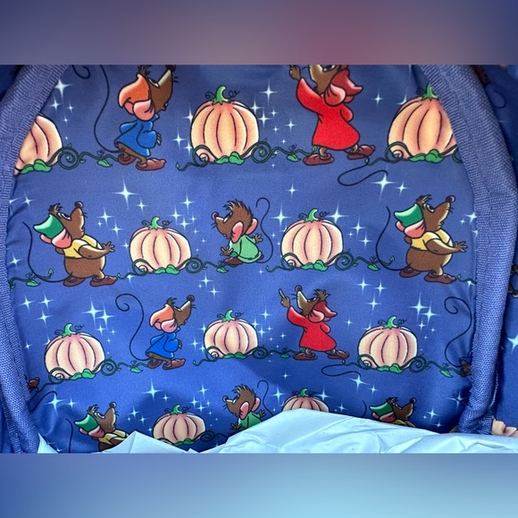 Cinderella💜Backpack - Picture 4 of 12